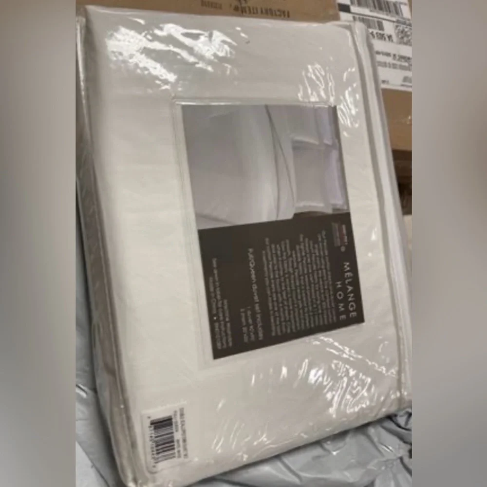 Embroidered Percale Crisp Cotton Double Scallopier Duvet Set and Sham Queen